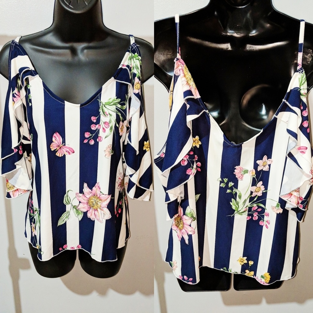 NWOT Off Shoulder Floral Blouse